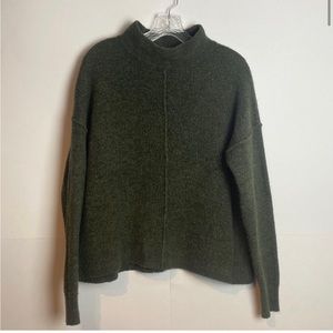 Universal Thread Dark Green Mock Turtleneck Sweater